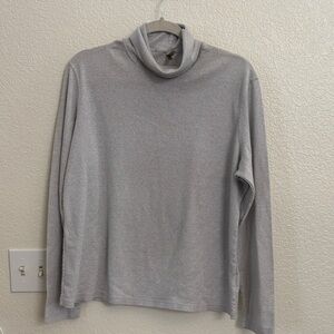Versatile Women's Light Gray Turtleneck Long Sleeve Top